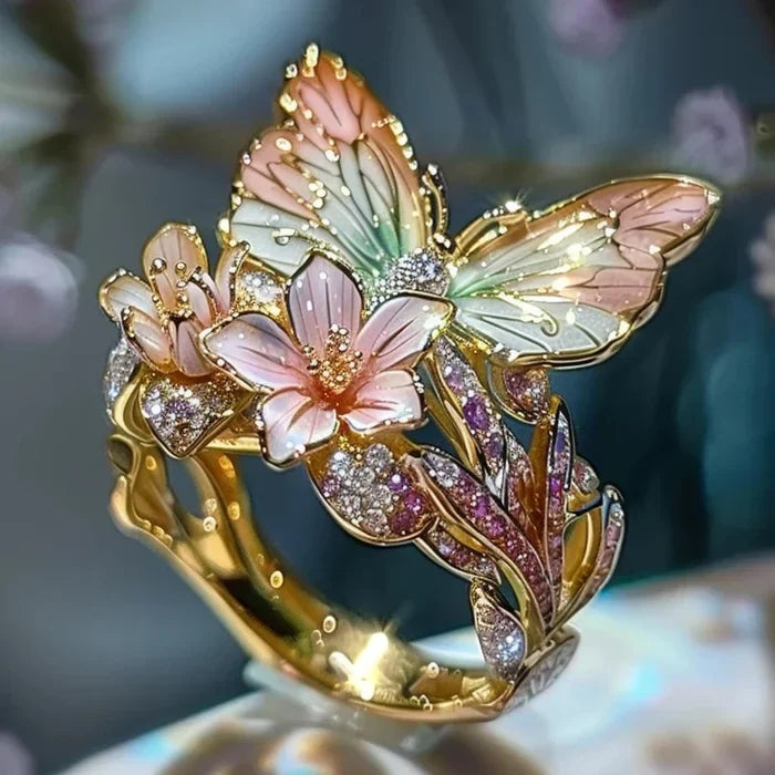 Anillo vintage dorado con estampado floral