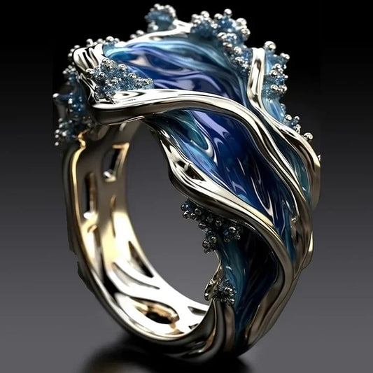 Anillo vintage con ondas oceánicas