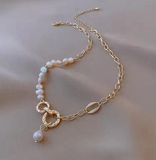 Collar de perlas naturales