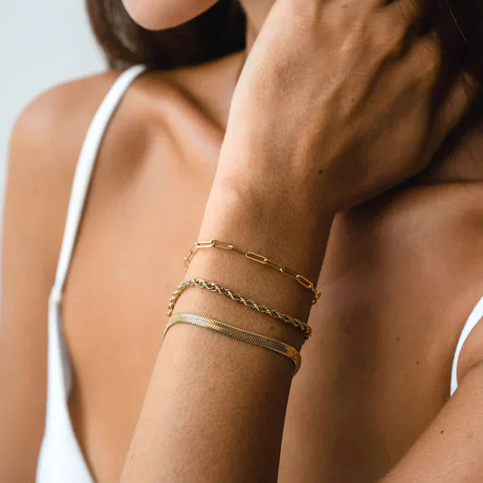 Conjunto de pulseras esenciales