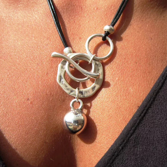 Elegante collar vintage